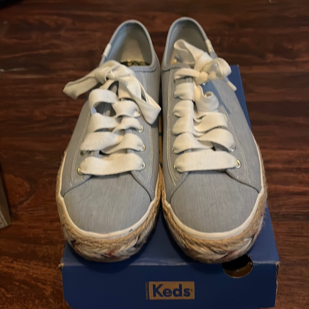 Triple Kick Jute Chambray Keds